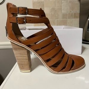 Dolce Vita tan closed-toe shooties. Worn once. In box.